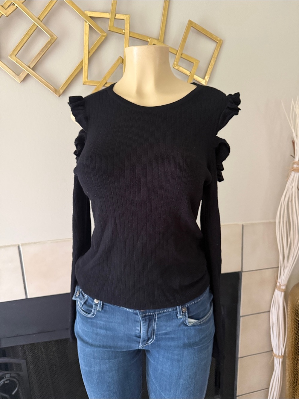 White House Black Market Black Ruffle-Sleeve Ribbed Knit Top